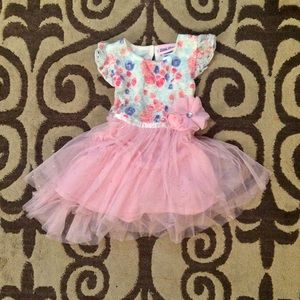Pretty gal tutu dress with flower and lace